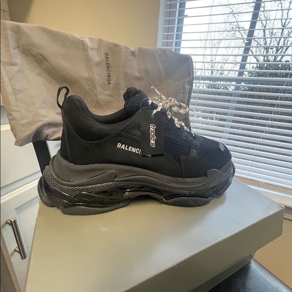 Men's Balenciagas - Picture 5 of 6